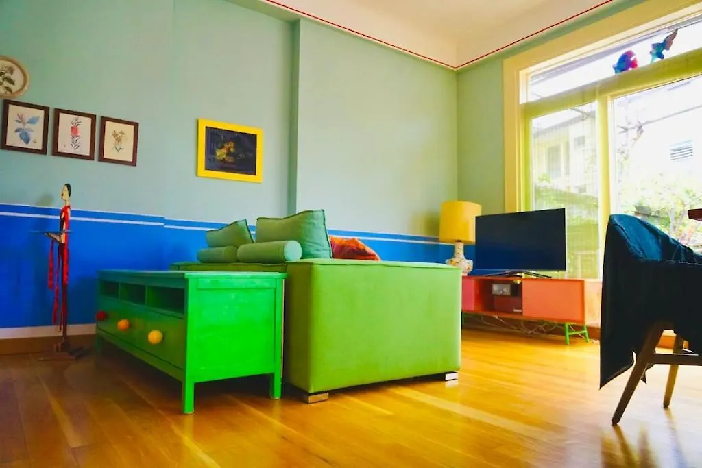 City-Life Duomo: Central Apartment with Sunny Terrace Milan